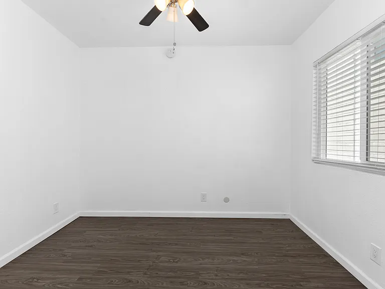 3828 Arizona St #B — Photo 13
