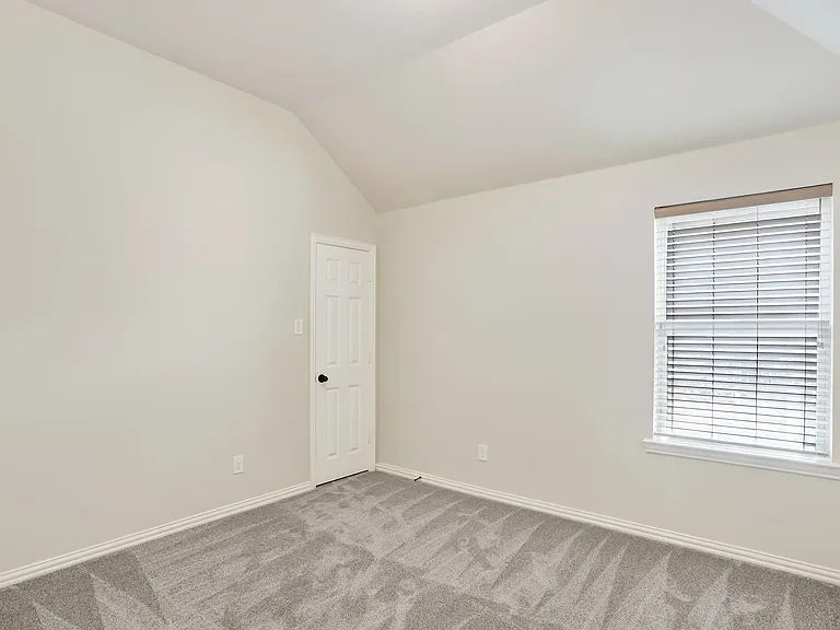2346 Arezzo Ln — Photo 20