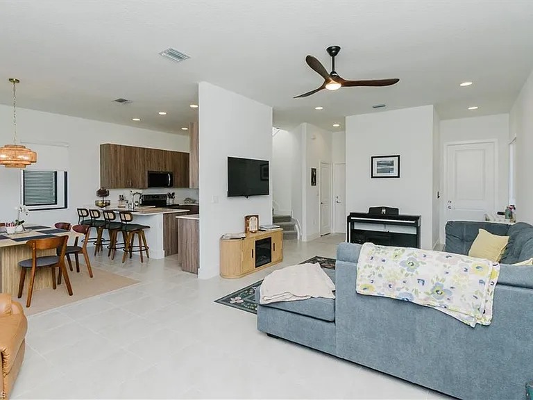 5875 Cassidy Ln — Photo 5