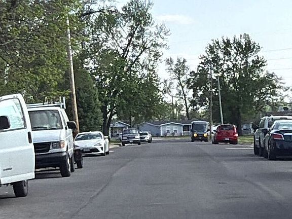 5th image of 2732 Birch Ave