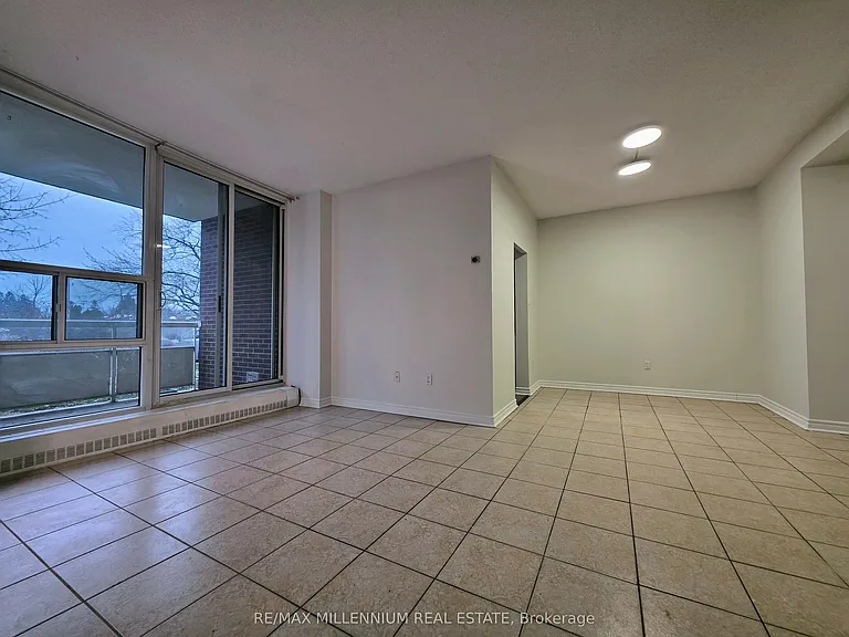 175 Hilda Ave #102 — Photo 3