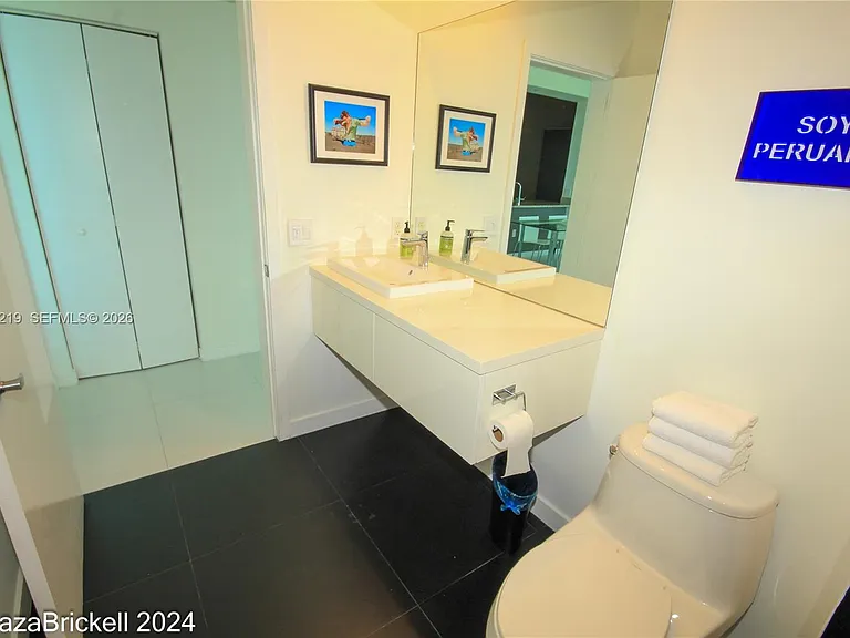 950 Brickell Bay Dr #5002 — Photo 32