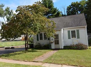 26 Whitney Rd, Manchester, CT 06040