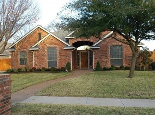 8300 Havenwood Dr, North Richland Hills, TX 76182