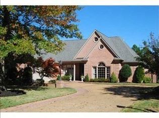 10348 W Shrewsbury Run, Collierville, TN 38017