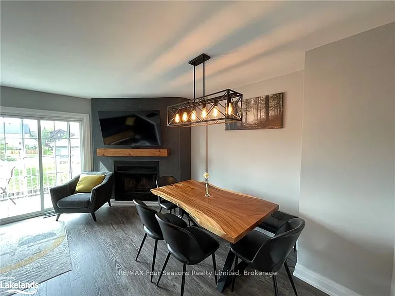 162 Settlers Way #37 — Photo 7