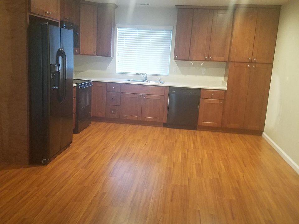 1st image of 290 Gurries Dr #A