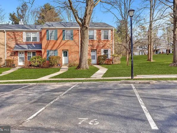 76 Sycamore Ct, Lawrence Township, NJ 08648