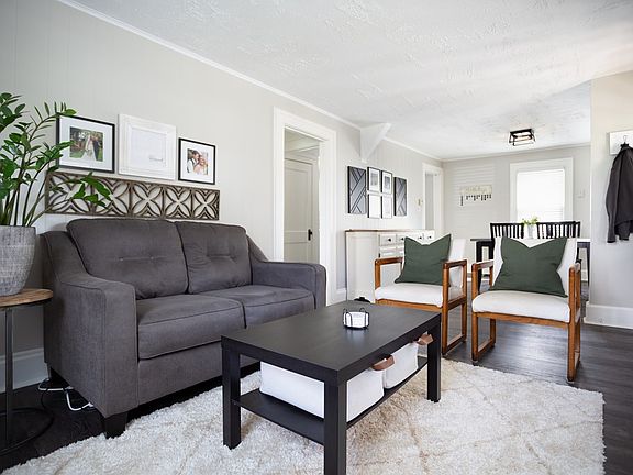 5th image of 401 Dorchester St