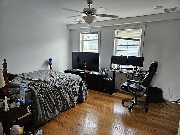 5th image of 116 Franklin St #14