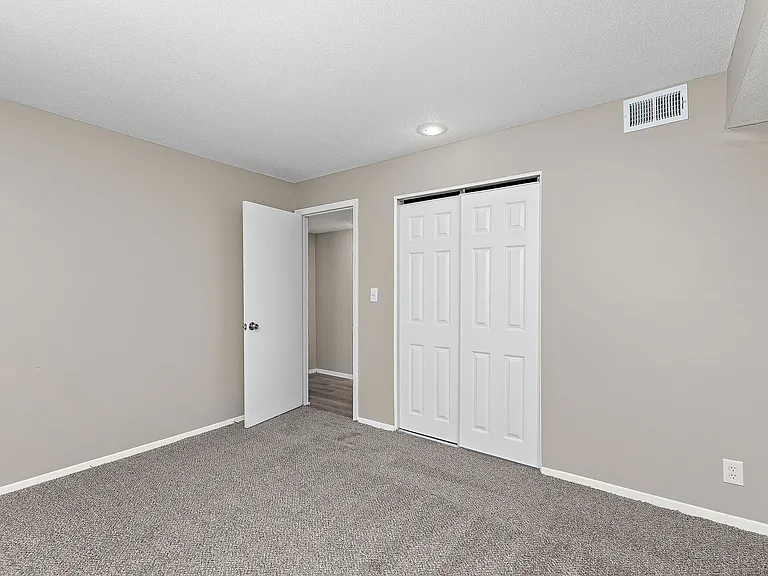 Havencroft Apartments — Photo 24