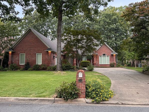 34 Duclair Ct