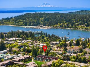 204 Shepard Way NW, Bainbridge Island, WA 98110