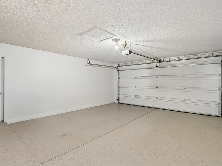 737 W El Prado Rd — Photo 26
