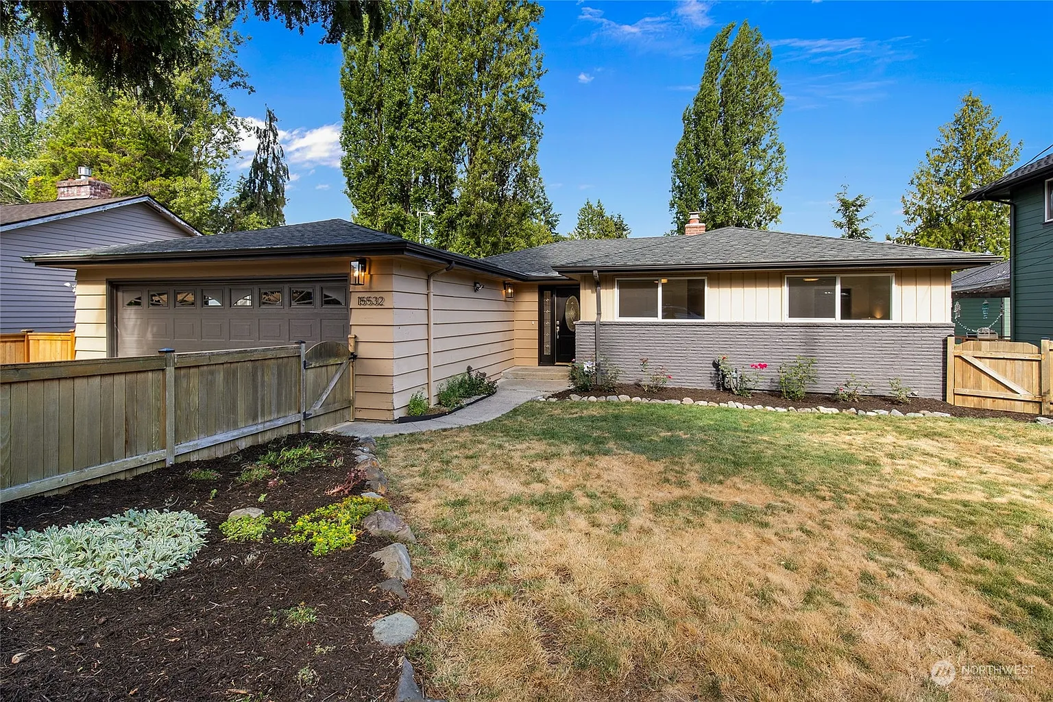 15532 11th Avenue NE photo 1