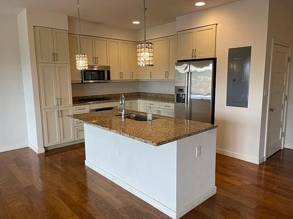 5th image of 100 Exchange St Unit 1501