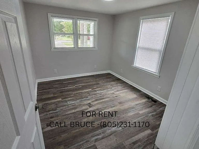 306 Hillcrest Circle Dr — Photo 8