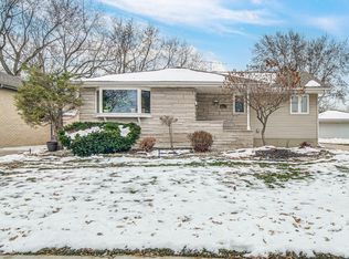 8017 Madison Ave, Munster, IN 46321