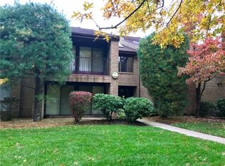 308 Willowbrook Dr #308, North Brunswick, NJ 08902