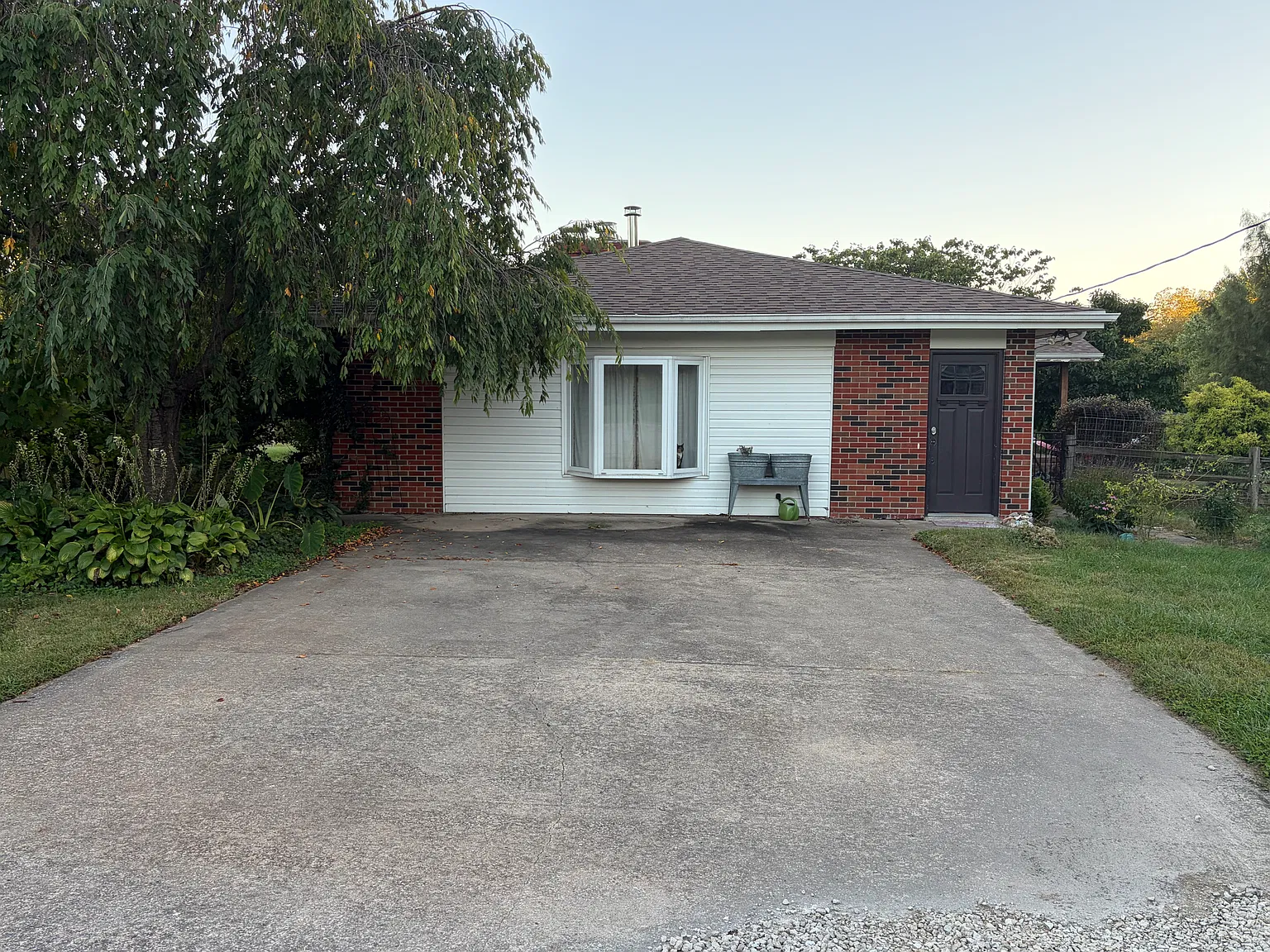 4 bed, 3439 sqft, $2,500 — Photo 4