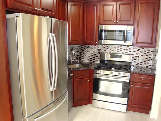 Rented by Carroll Gardens Realty | media 10