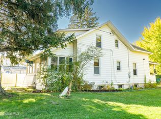 4 Woodlawn Ave, Rensselaer, NY 12144