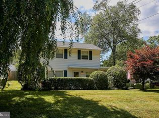 2940 Wallace Dr, Falls Church, VA 22042