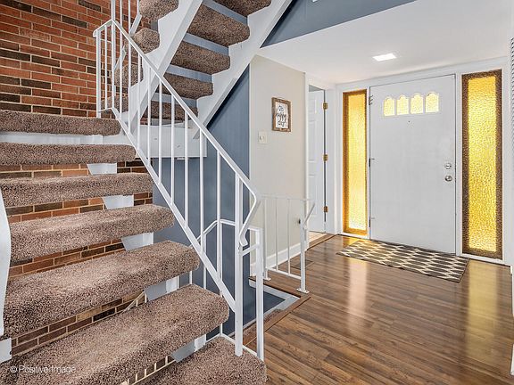 4th image of 8228 W 140th St #8228