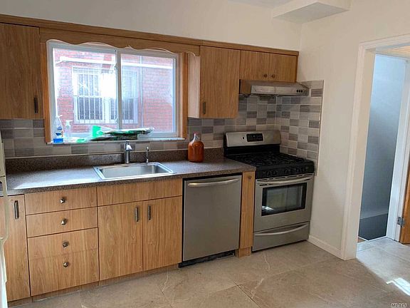 3rd image of 147-19 Ash Ave #1F