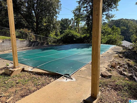 5th image of 1711 Mountain Dr