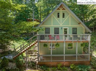 108 Foxgrape Hollow Rd, Banner Elk, NC 28604