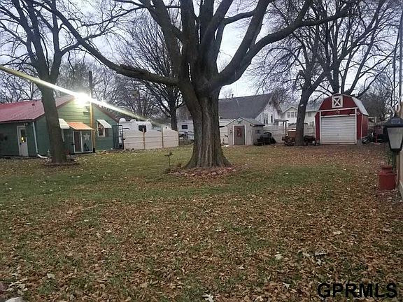 3rd image of 208 S Burchard St