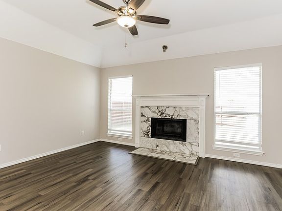 5th image of 2823 Saint Martin Dr