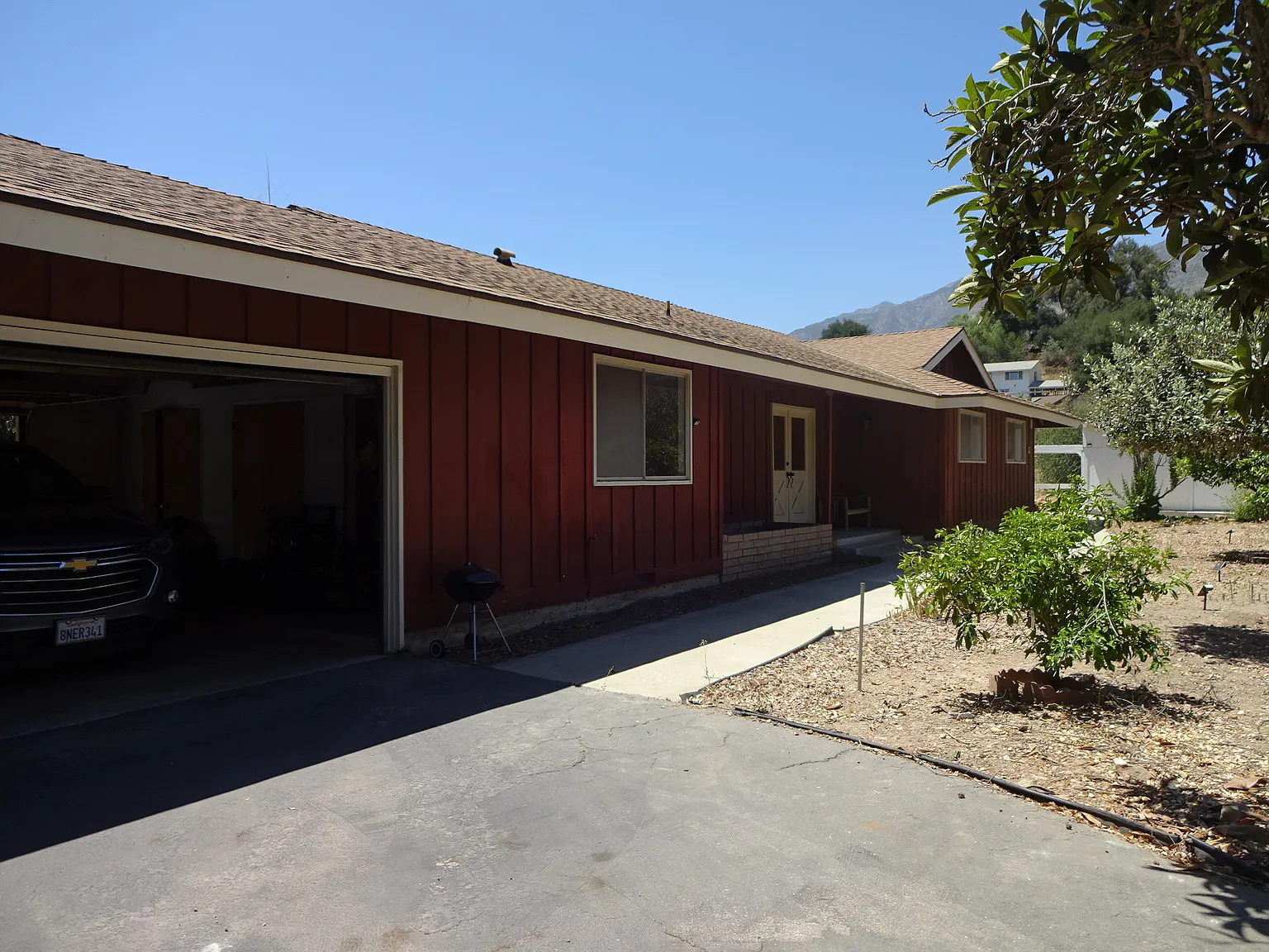 3 bed, 2116 sqft, $3,600 — Photo 3