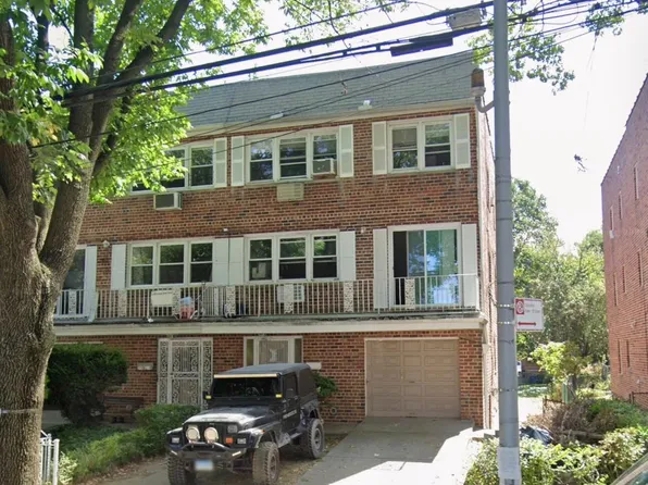15022 Roosevelt Avenue, Flushing, NY 11354