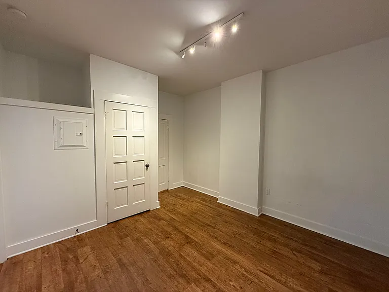 324 - Pelto Properties, LLC — Photo 20