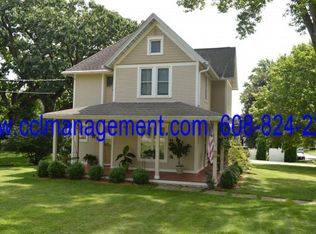 451 Charles St, Columbus, WI 53925