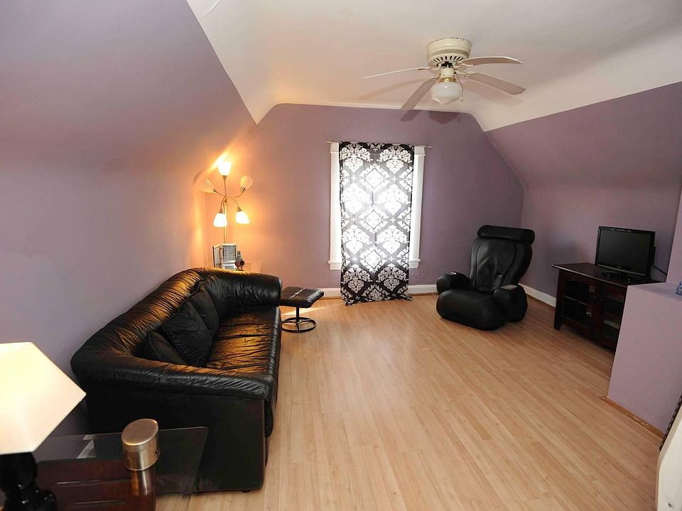 Living Rm