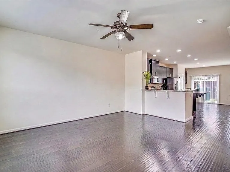 725 Apple Orchard Dr — Photo 10