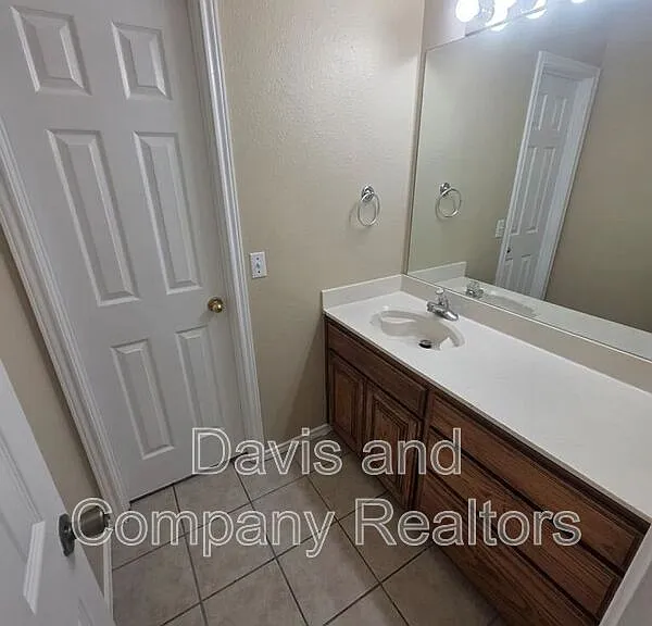 5203 Canadian Ave — Photo 24