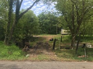 1314 Wolf Hill Rd, Bethpage, TN 37022