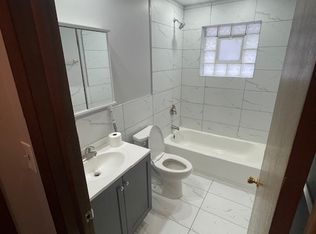 8419 W 82nd St UNIT 2, Justice, IL