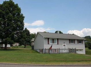 110 Forest Dale Dr, Industry, PA