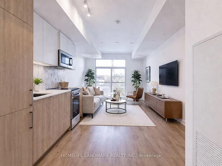 500 Dupont St #310 — Photo 5