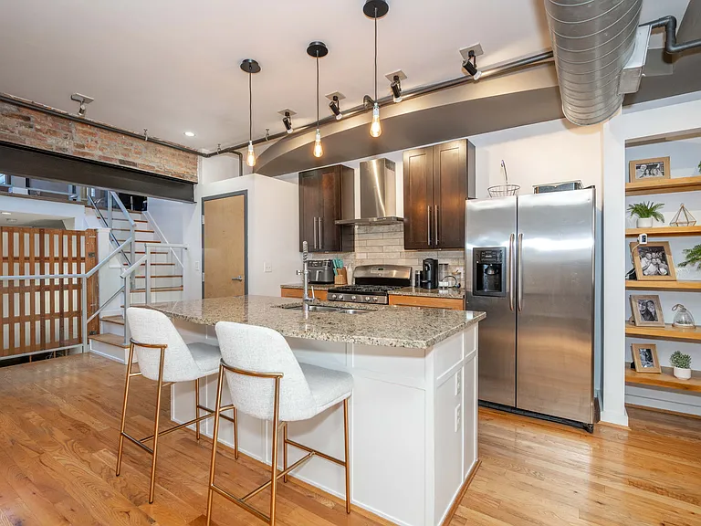 1417 Main St #5 — Photo 15