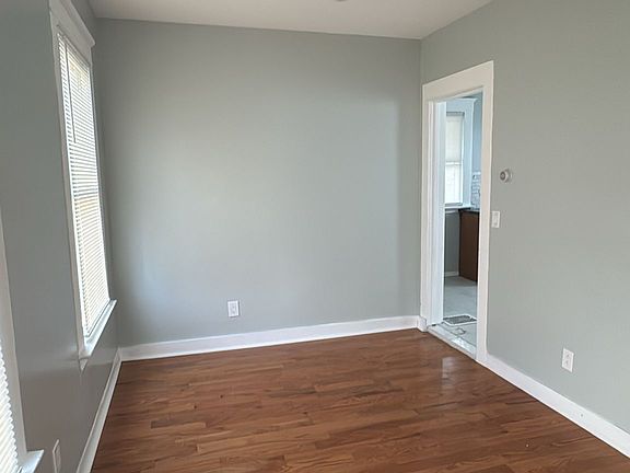 2nd image of 345 Munson St