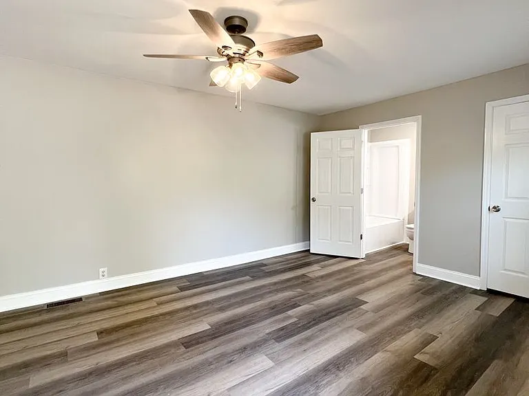 110 Wilson Ct — Photo 14