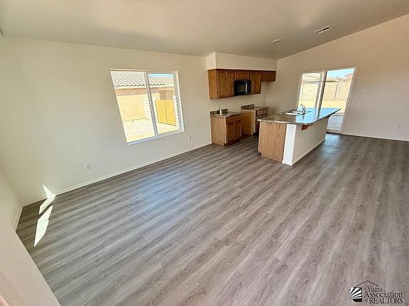 3rd image of 7864 E 46th Ln