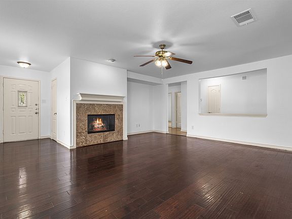 3rd image of 6163 Balcony Ln