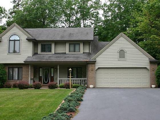 1st image of 405 Fox Chase Dr